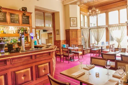 Bagden Hall Hotel Отели в г. Хаддерсфилд