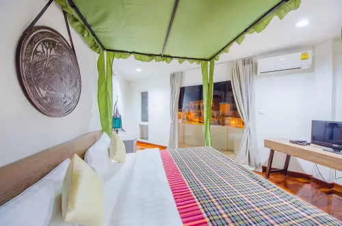 Nakorn de Sukhothai Hip Hotel - جاكوزي