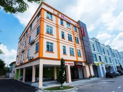 LS Hotel Hotels in Plentong