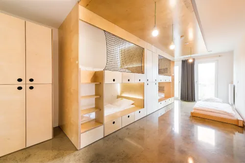 Moveinn - Hostels