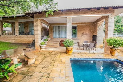 @Home Guest House Hotel a 