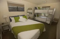 塔雅納河畔小屋飯店