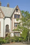 Red Coach Inn Hotels near Niagara Falls State Park