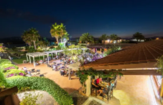 โรงแรมคลับ ซาราเชโน