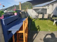 Piwaka Lodge and Backpackers Hotels in 