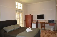 Hydro Hotel فنادق في Leeton
