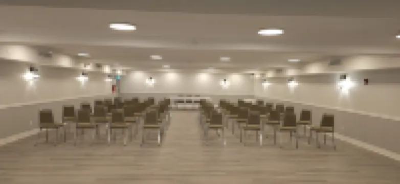 Super 8 by Wyndham Kirkland Lake