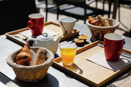 Hotel le Branhoc - Brit Hotel Auray