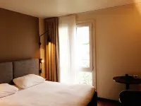 Ibis Lille Centre Grand Place Hotels in Лілль