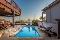 Aquamarine Guest House Hotels in Dana Bay