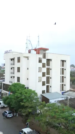 Lakemark Hotel and Tour Service Bahir Dar Отели в г. West Gojam