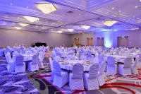 Delta Hotels Regina - ที่มีสระว่ายน้ำ