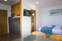 Penzión Darinka Hotels in Veľký Slavkov