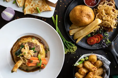 DoubleTree Suites by Hilton Hotel Charlotte-Southpark