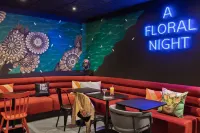 Moxy Amiens Hotels in Boves