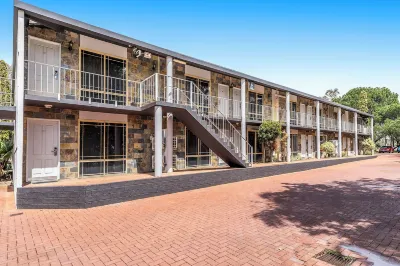 The Swan Valley Hotel