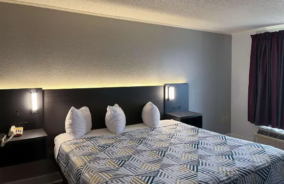 佐治亞州佩裏 6 號開放式套房酒店