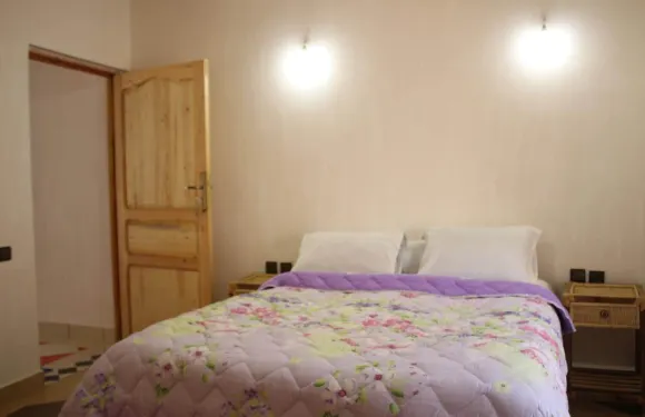 阿瑪多庭院酒店