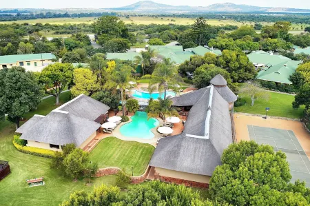 Protea Hotel Polokwane Ranch Resort Отели в г. Polokwane Local Municipality