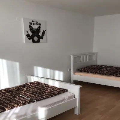 White House Bochum II Отели рядом с достопримечательностью «Стадион "Ревирпоерштадион"»