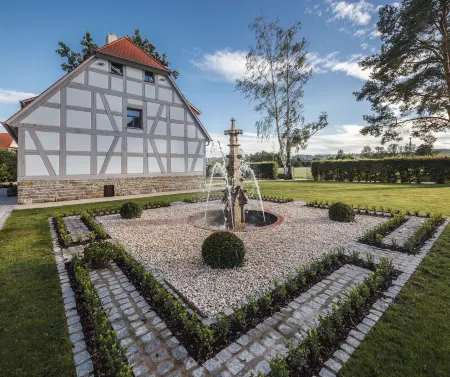 Hotel Dorfmühle Отели в г. Ансбах