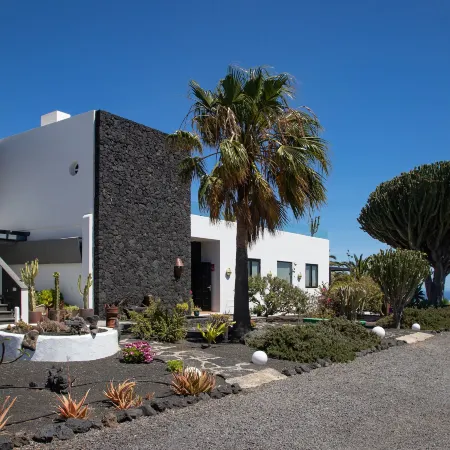 5 Suites