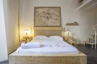 Aquarooms Luxury Suites