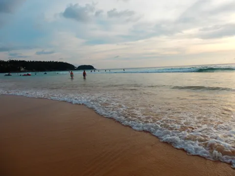 รูปภาพของกะตะ บีช สตูดิโอ