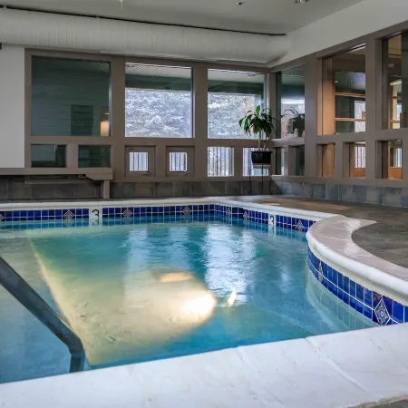 Evergreen Lodge at Vail