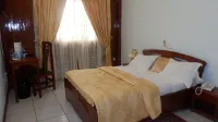 Afrique Hotel Douala Airport - pet friendly