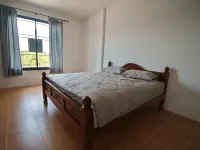 BarandBed Urt Ξενοδοχεία στην πόλη Phunphin