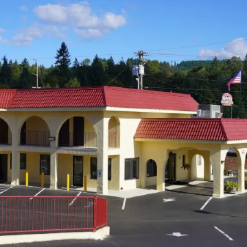 Timberland Inn & Suites