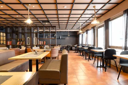 Samantta Hotel & Restaurant