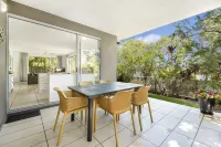 Metzo Noosa Resort - Pysäköinti