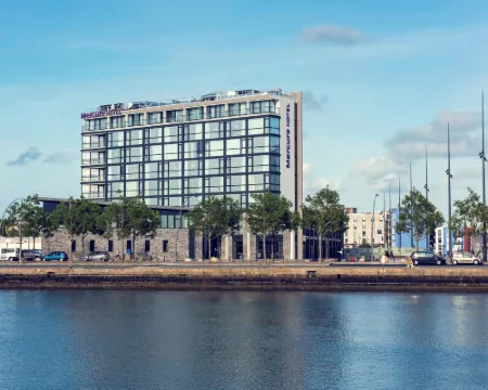 Mercure Cherbourg Centre Port Hôtels à : Manche