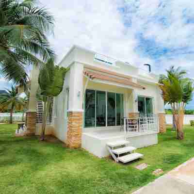 โอเรียนบีชเพิล์ล รีสอร์ท Hotel Exterior