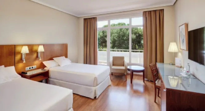 Sercotel Los Llanos Hotels in 