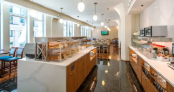 Le Square Phillips Hôtel & Suites