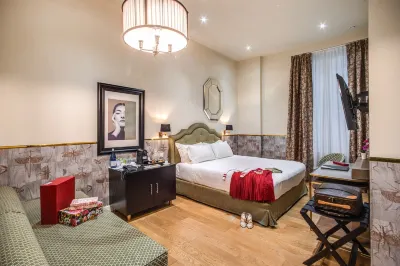 The Talent Hotel Hotels in Trevi Fountain Surrounding