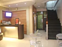Vista Apartelle & Restaurant Hoteles en Makati