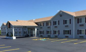 Super 8 by Wyndham Neosho