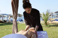 Alexandra Elegance Bridging Generations - spa