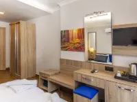 ريلاكس بيتش هوتل - شامامل جميع الخدمات Hotels near كهف ديم