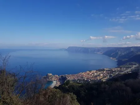 Sant'Agostino Affittacamere Отели в г. Реджо-Калабрия