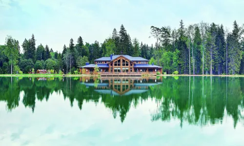 Cosmos Collection Izumrudny les Hotel