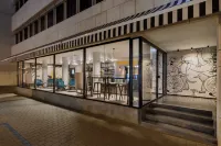 โรงแรมบูติกระดับพรีเมียม เดอะ มิวส์ เทล อาวีฟ - 3 ดาว
