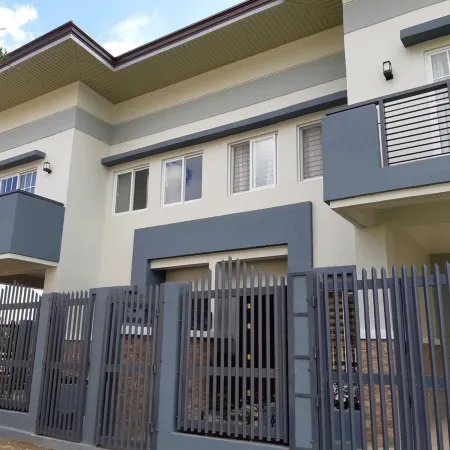 Restful 3Br Hillside Duplex House