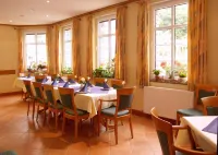 Landhaus Schend - Parking