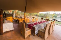 Mukambi Fig Tree Bush Camp – All Inclusive - breakfast