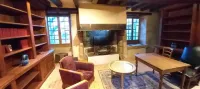 Château de Montautre Hotels in Bessines-sur-Gartempe